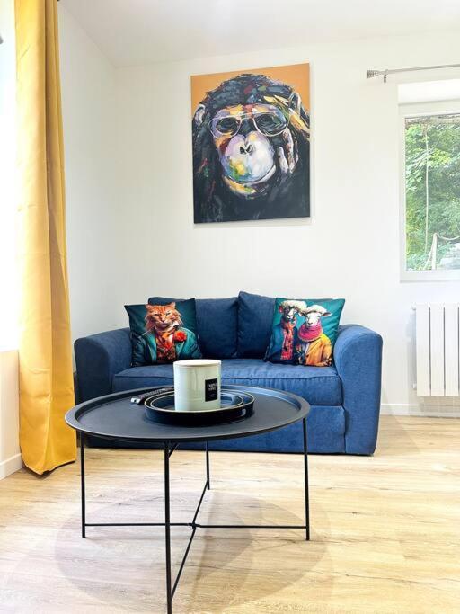 Jungle Appartement Avec Terrasse Laon Luaran gambar